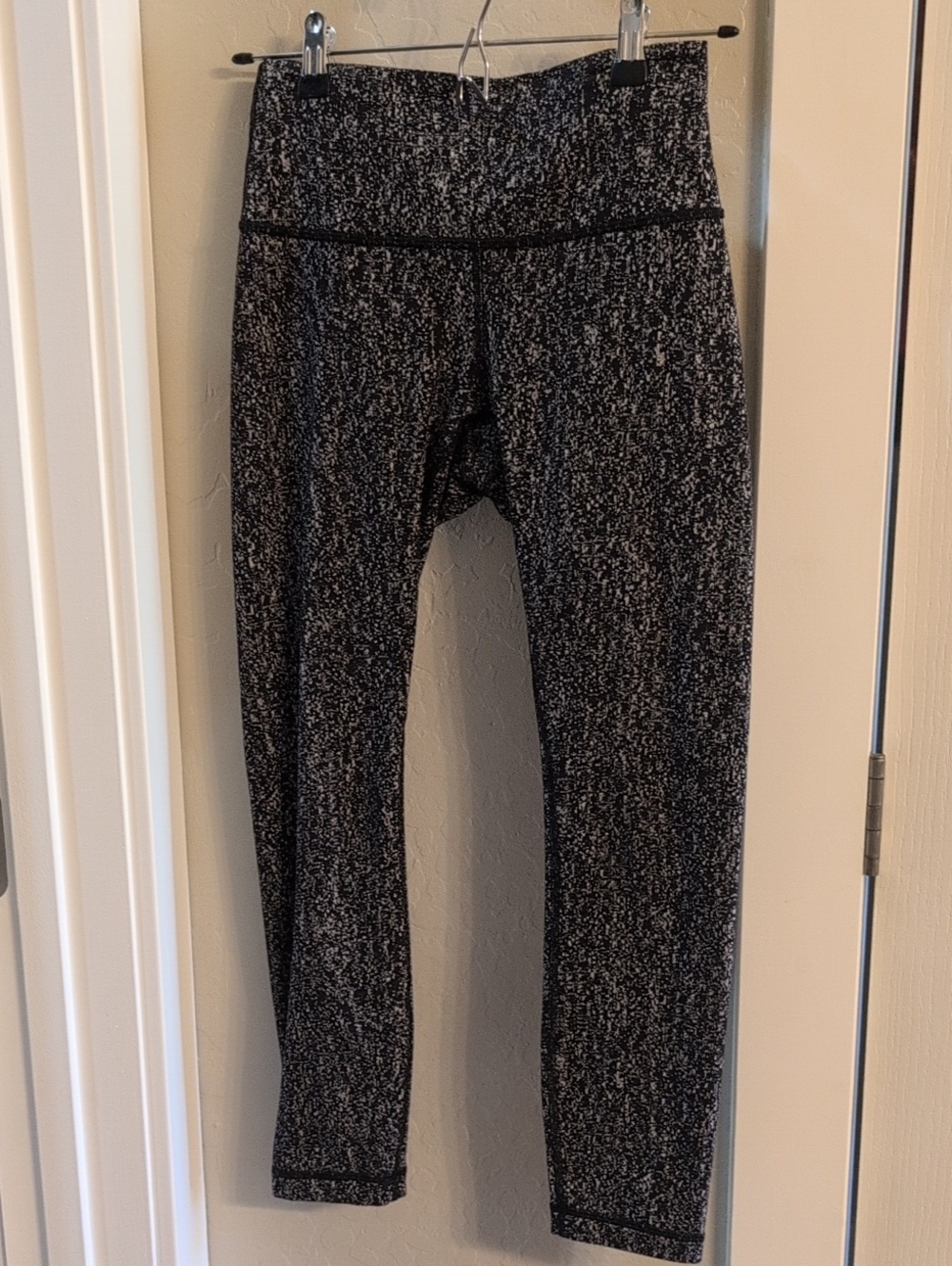 Lululemon Speckled Black & White Leggings